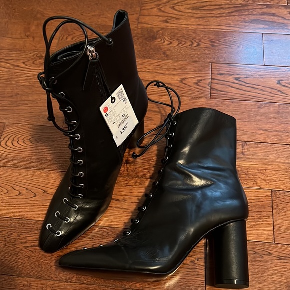 genuine leather lace up ankle boots 🖤 - Picture 2 of 4